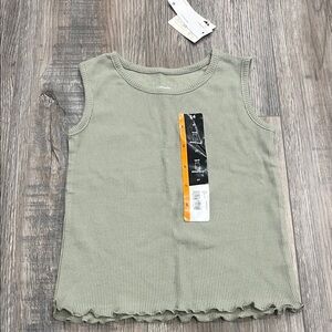 🦋5/10 NWT green Tank Top